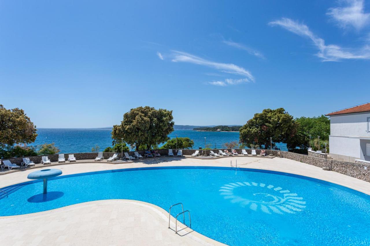Villa Lovorka - Hotel Resort Drazica Крк Экстерьер фото