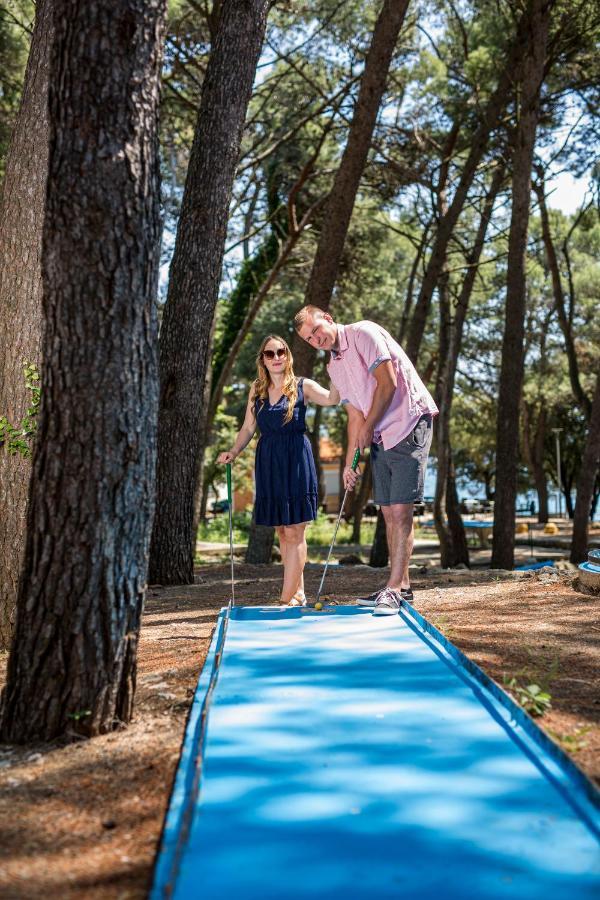 Villa Lovorka - Hotel Resort Drazica Крк Экстерьер фото