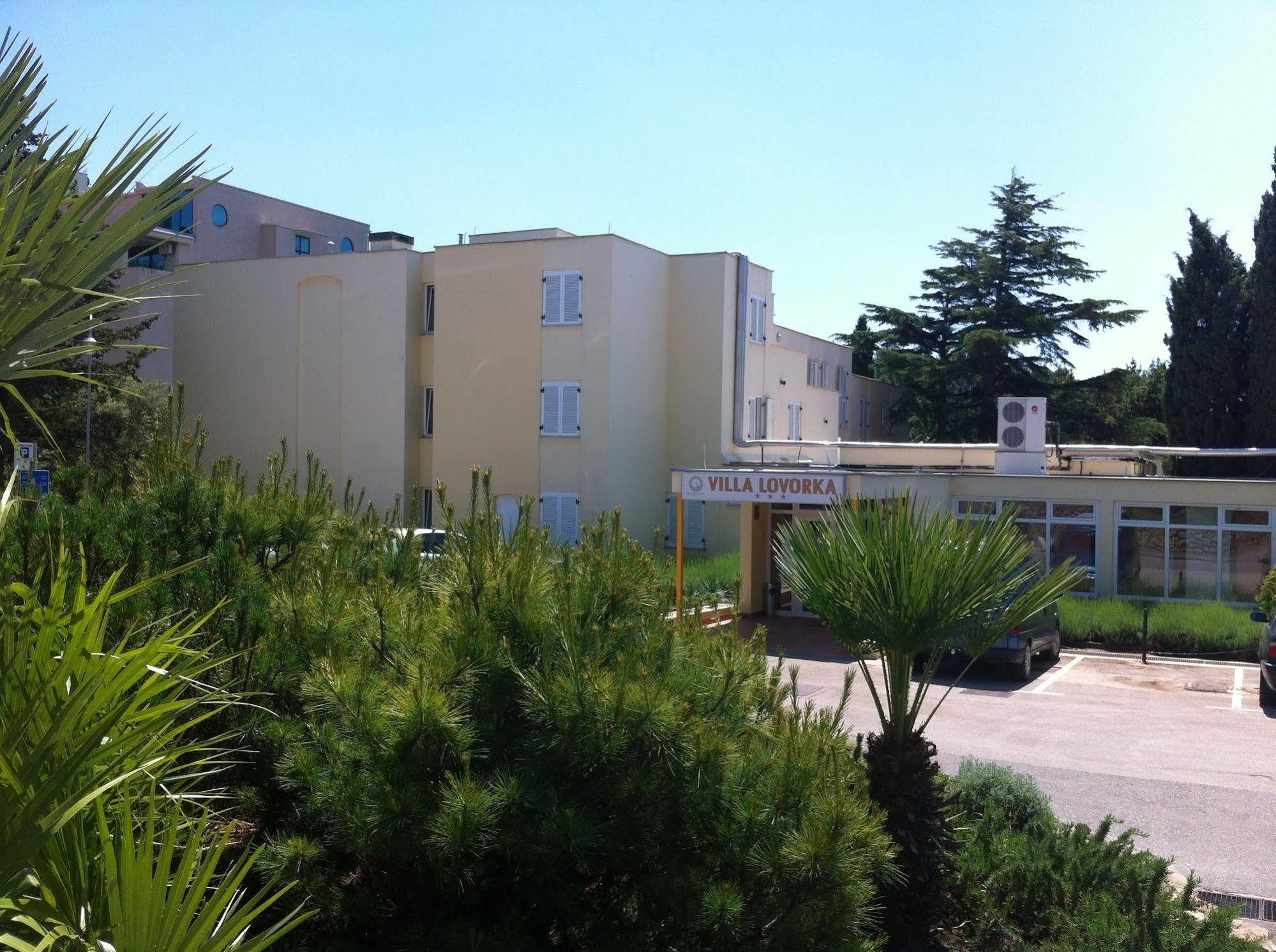 Villa Lovorka - Hotel Resort Drazica Крк Экстерьер фото