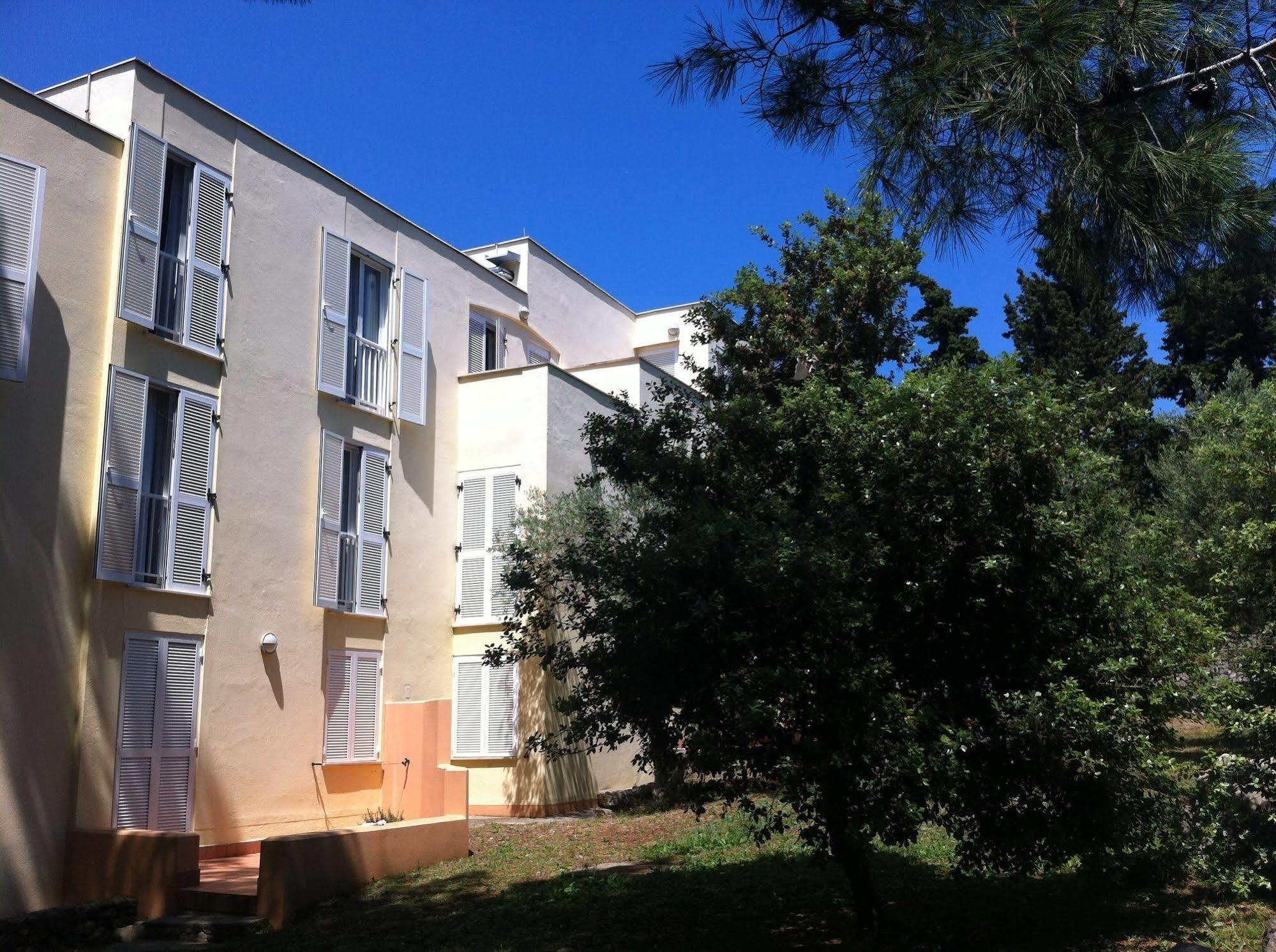 Villa Lovorka - Hotel Resort Drazica Крк Экстерьер фото